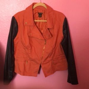 Jean jacket with faux leather sleeves